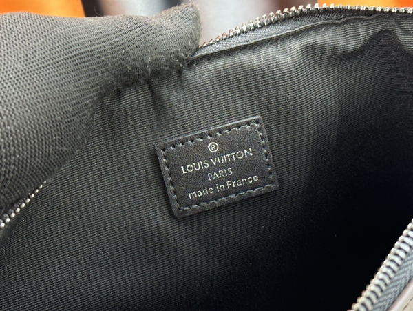 ルイヴィトンバッグ角部分ディテール